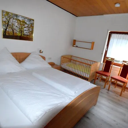 Pfeil Apartamento Nieder-Werbe